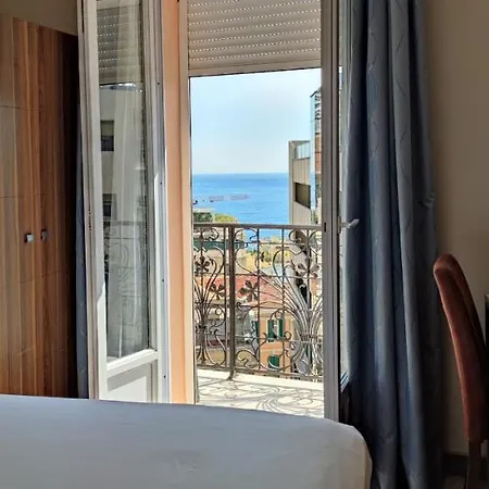 Capitole 3* Beausoleil