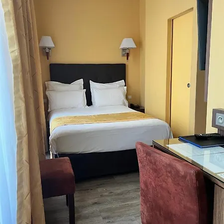 Hotel Capitole Beausoleil