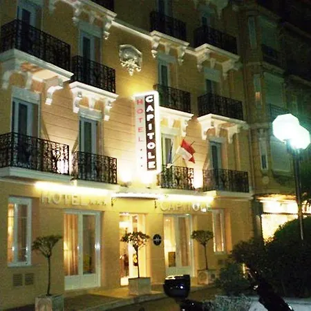 Capitole Hotel 3*