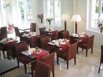 Hotel Capitole Beausoleil
