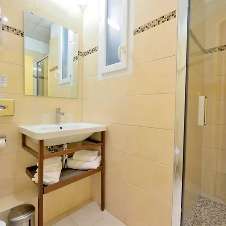 Hotel Capitole 3*